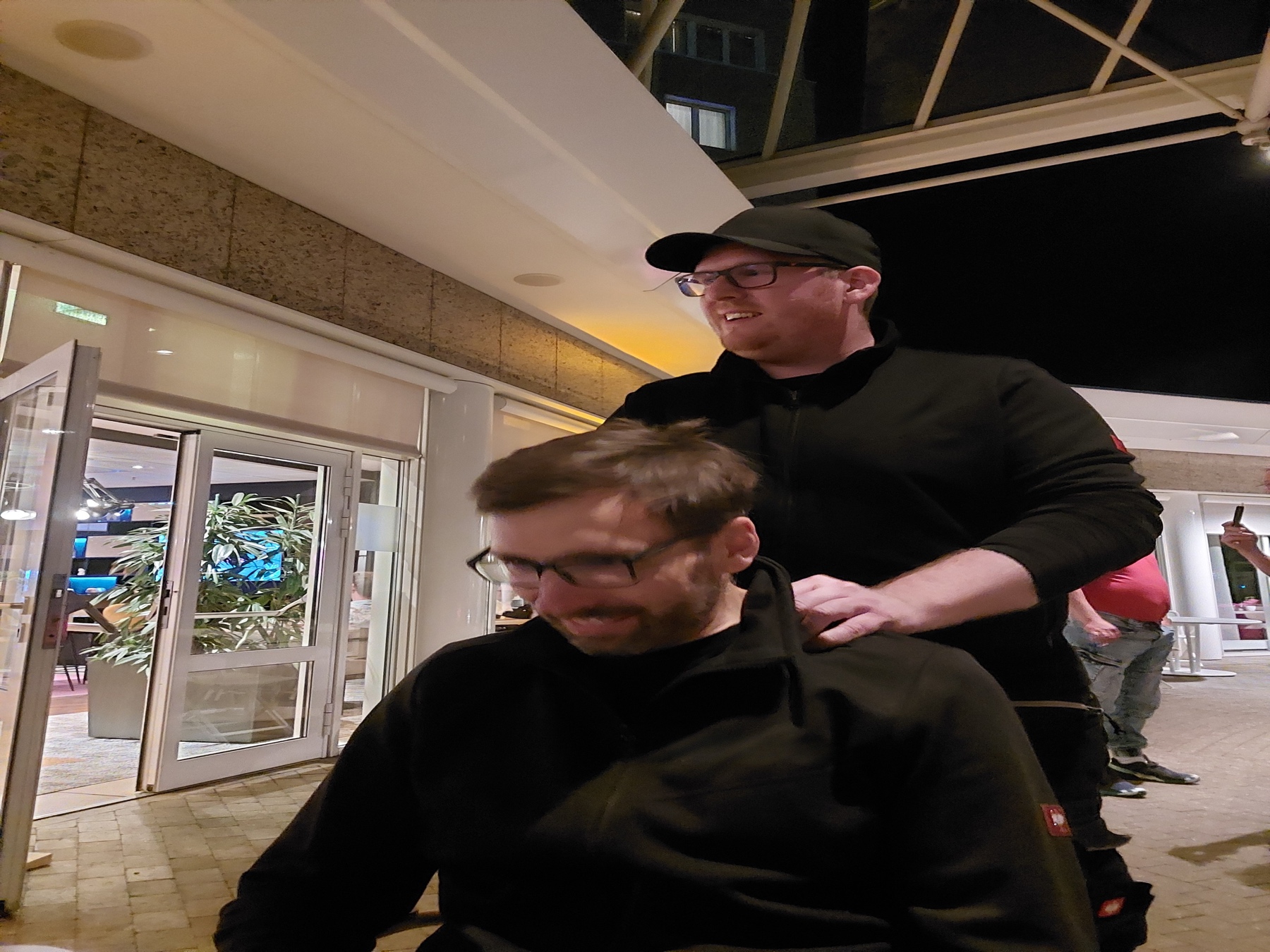 Heiner und Tobias im Gelände